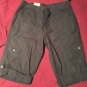 NWT Style & Co Deep Black Mid-Rise Waist Skimmer Shorts Size M